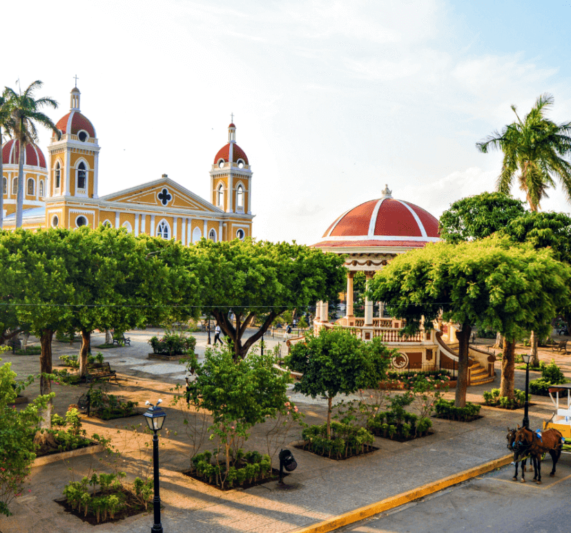 Aventura de Yoga y Surf en Nicaragua