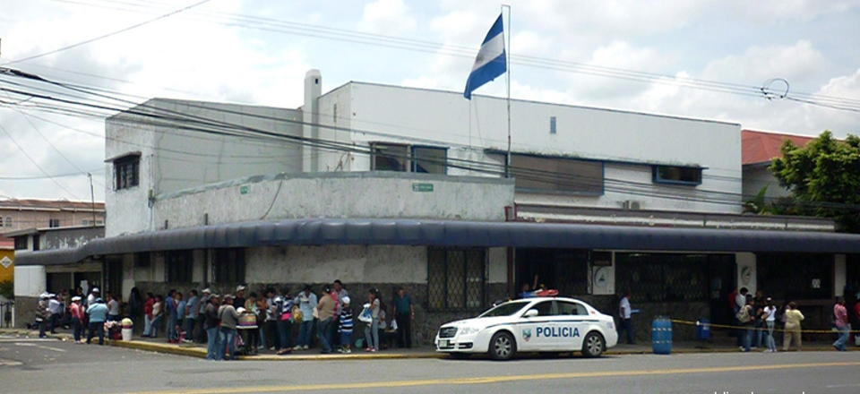 Nicaragua: Ortega bloquea pasaportes y renovaciones de críticos