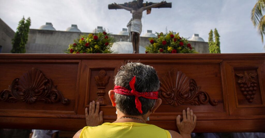 Nicaragua envía sacerdotes católicos a Roma tras conversaciones con el Vaticano