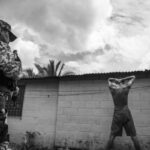 El Salvador: El aumento "extremadamente alarmante" de la tortura y los abusos deja a las comunidades marginadas viviendo con miedo, según un nuevo informe