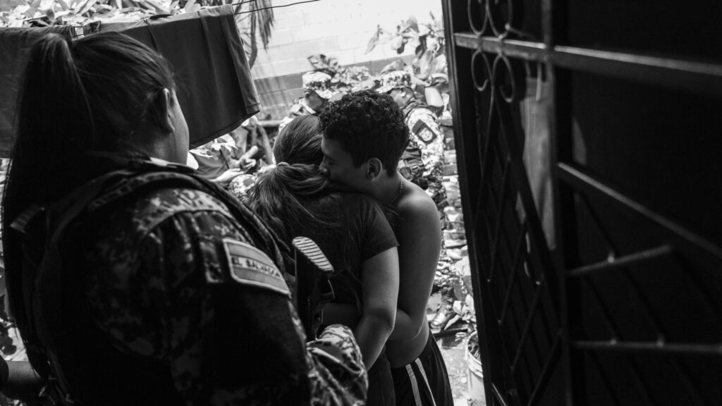 El Salvador: Políticas, prácticas y legislación abusiva y arbitraria violan los derechos humanos y amenazan el espacio cívico