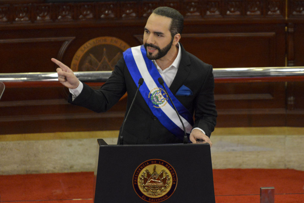 El Salvador fuera de números rojos tras el aumento de bitcoin, dice el presidente