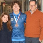 Representando a El Salvador: Newtown Wrestler compite en campeonatos All-American