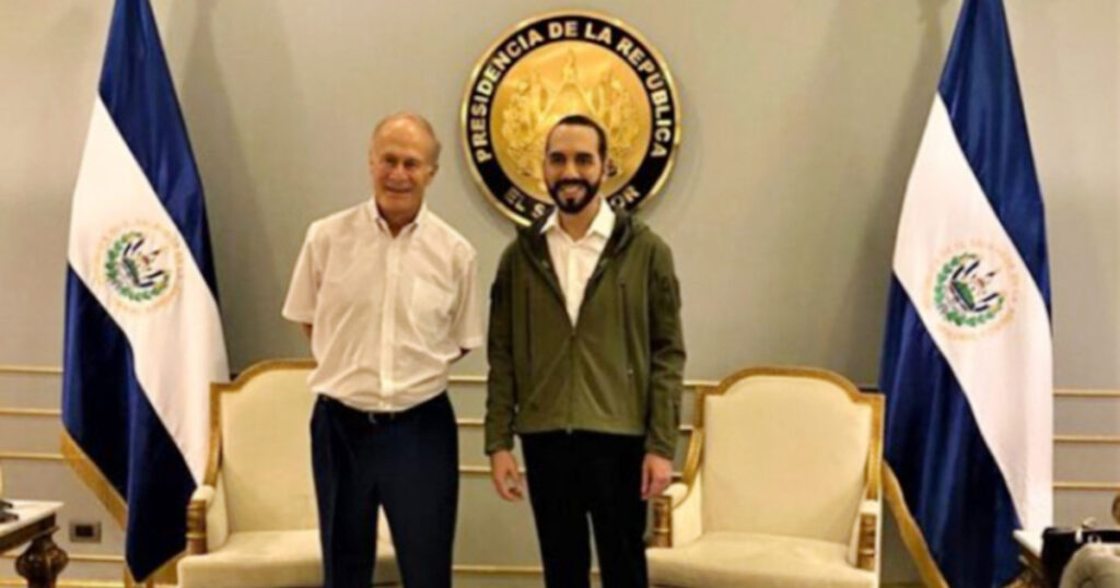 un estadounidense responsable del diseño de la nación de El Salvador