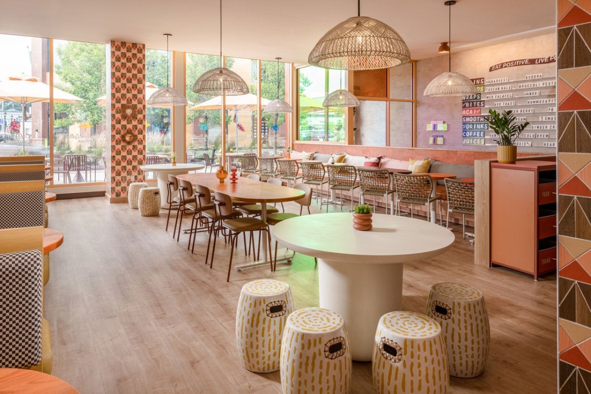 Café orgánico Life Alive en Legacy Place Dedham.