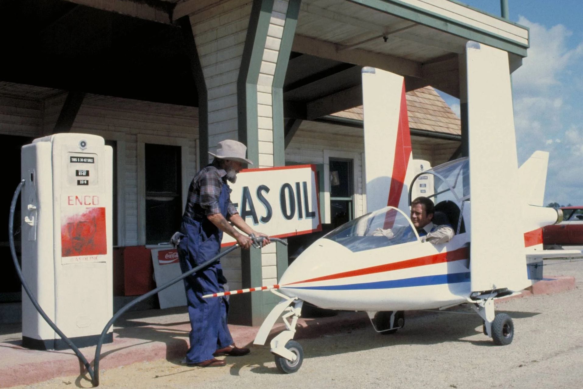 Jet Acrostar de Bond.