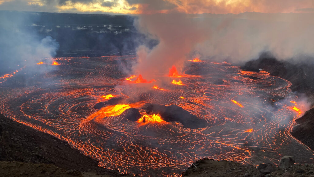 en 2024  mes de enero.  Eventos en el Parque Nacional de los Volcanes de Hawaii