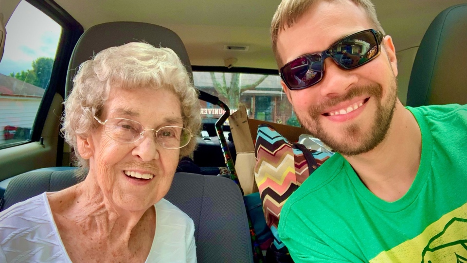 Viajar para personas mayores: un desafío global a los 94 años