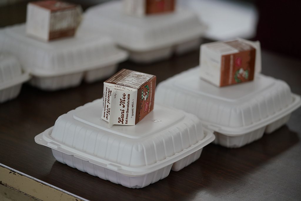 DOE obtiene F: las escuelas de Hawái se saltan su primera comida local