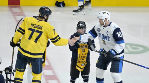 El hockey estadounidense es identificado por 44 jugadores hasta 2026. Campos de orientación de hombres olímpicos