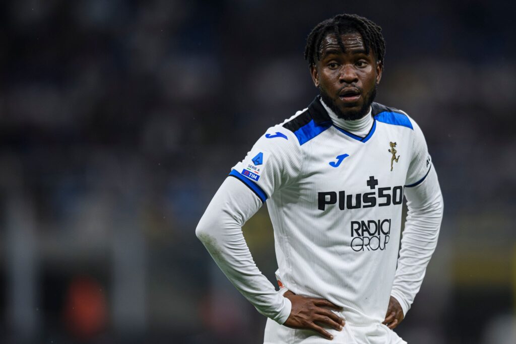 Arsenal está compitiendo entre el delantero de Atalanta Edge de Milán Ademola Lookman