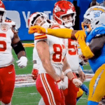 Taeir Tart de Chargers impuso una multa por Travis Kelce 1 semana secreto
