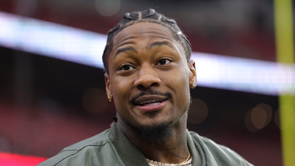 Stephon Diggs tiempo de carrera antes del partido contra Buffalo Bills