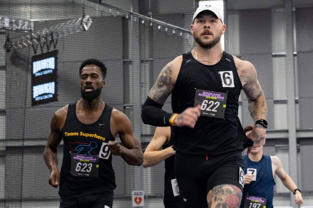 Justin Britt luchó con el repentino final de su carrera en la NFL. Entonces comenzó a correr