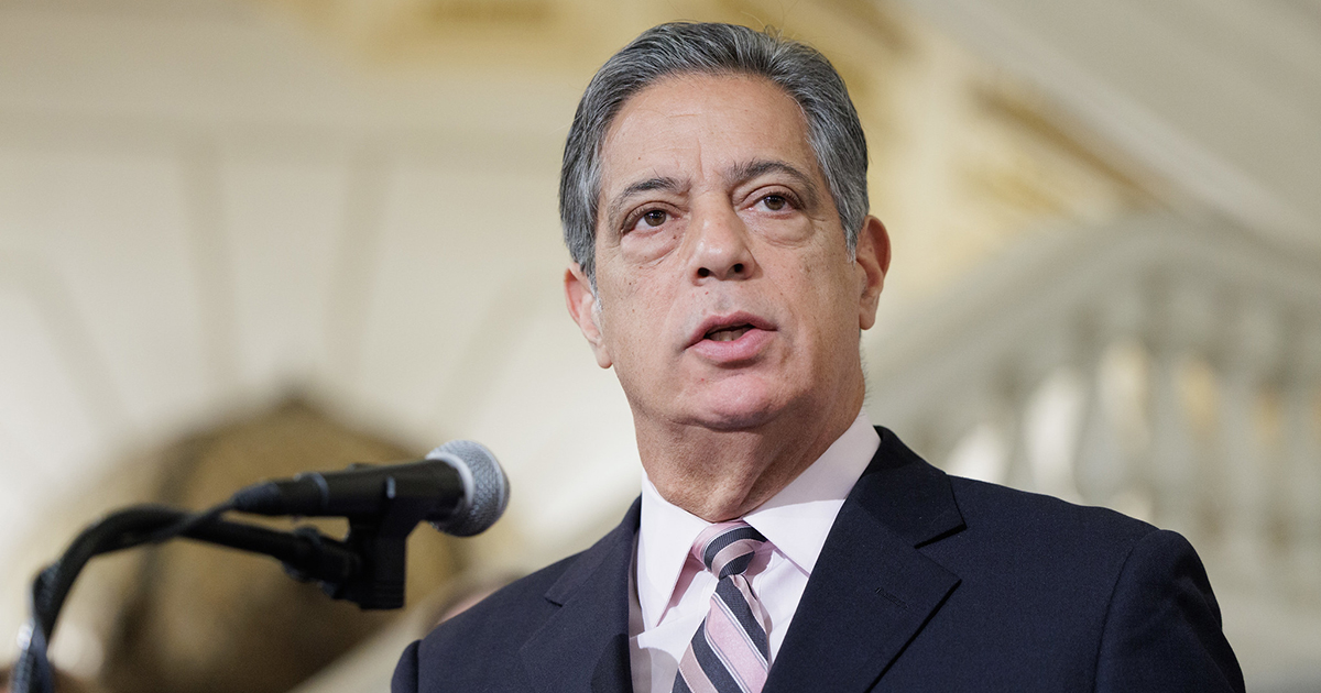 Senador Jay Costa