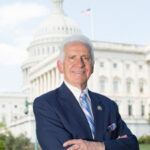 El congresista de California Jim Costa dice que los republicanos han rechazado negociaciones y propuestas legislativas destinadas a evitar aumentos masivos en los costos de atención médica para decenas de millones de estadounidenses tras la aprobación de la resolución continua del año fiscal 26.