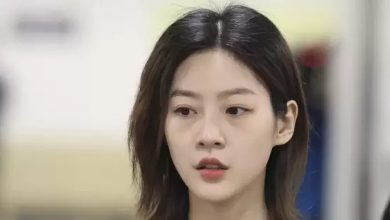 El famoso actor surcoreano Kim Sae Ron murió el 16 de febrero a la edad de 24 años. Nacida como Kim en 2000, la actriz comenzó su carrera a la edad de 9 años. Protagonizó varias películas y programas de televisión antes de ser condenada por conducir bajo los efectos del alcohol en 2022, por la que luego fue condenada en los tribunales. (AP)