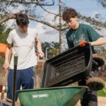 Un gran evento en Tallahassee involucra a 1,100 estudiantes universitarios en servicio comunitario en toda la ciudad