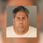 Hombre de 49 años arrestado por supuestamente mirar de reojo a estudiantes de UC Riverside