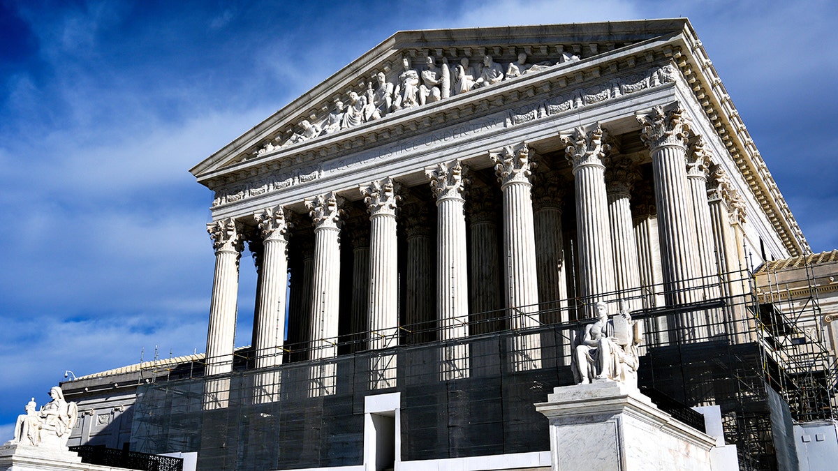 Exterior de la Corte Suprema