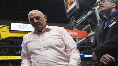 El ex director ejecutivo de Microsoft, Steve Ballmer, dice «me siento estúpido» mientras comparte la carta que envió para demandar al fundador de la tecnología financiera que le hizo perder millones.