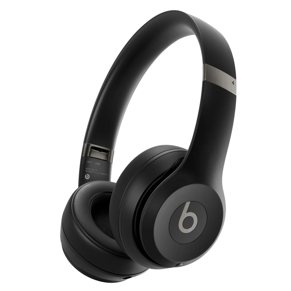Solo 4 viene con auriculares