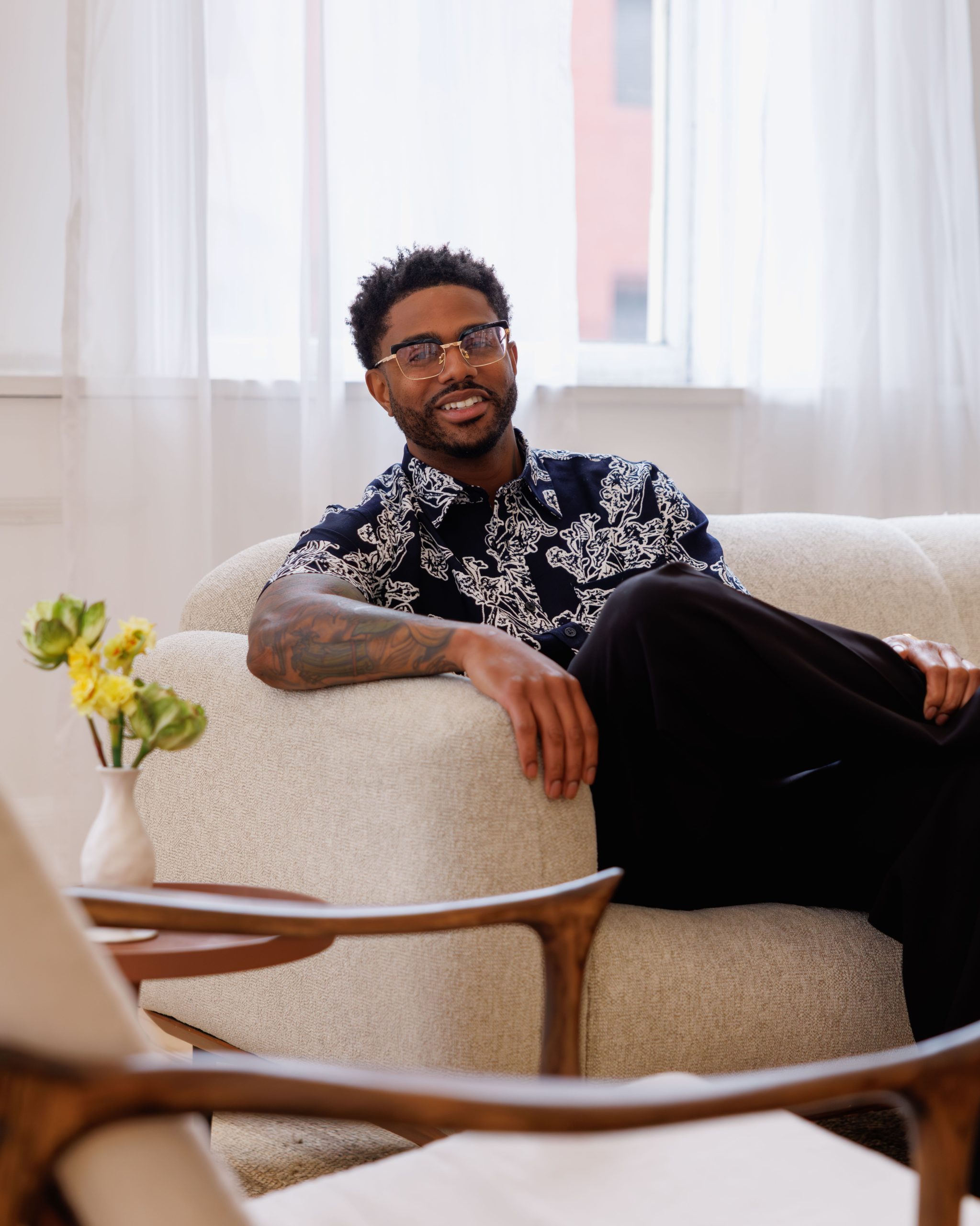 Chef Kwame Onwuachi sobre la equidad alimentaria, el sabor y cómo Amazon está ayudando a mejorar el acceso a alimentos asequibles