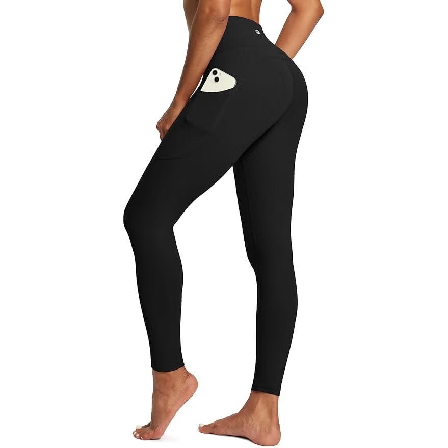 Pantalones de yoga de cintura alta con bolsillos.